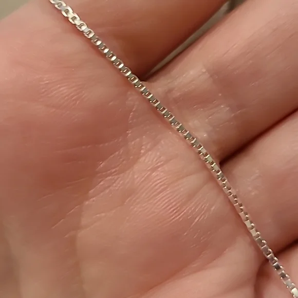 Filigree heart key sterling silver necklace - Picture 3 of 4